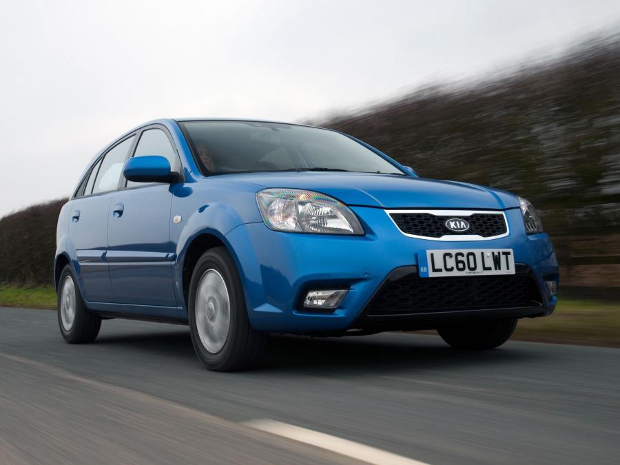  Kia Rio Hatchback 2009 года  (UK) (фото 8 из 19)